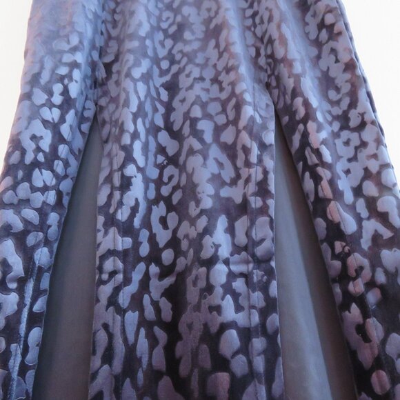 KILLSTAR Nine Lives Skirt in Purple Plum Gothic Maxi Burnout Velvet Size XS NWT - Picture 9 of 16